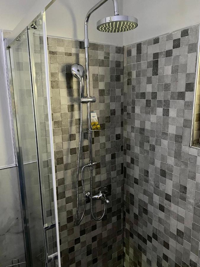 Lucas Apartment 2 Τίρανα Εξωτερικό φωτογραφία