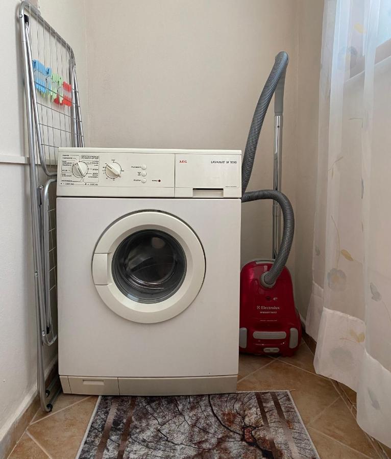 Lucas Apartment 2 Τίρανα Εξωτερικό φωτογραφία